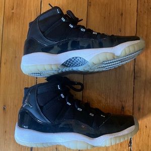 Air Jordan 11 GS Jubilee- worn 1x inside
